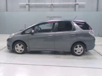 Honda FIT SHUTTLE лот № 30279 оценка 3.5  с аукциона в Японии 3
