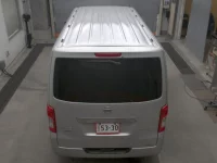 Nissan CARAVAN VAN лот № 2109 оценка 4  с аукциона в Японии 6