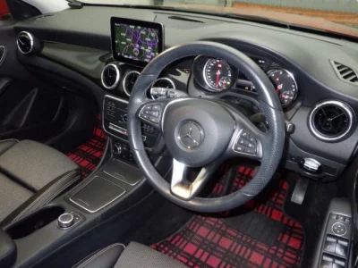 Mercedes-Benz CLA CLASS