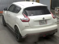 Nissan JUKE лот № 3035 оценка 3.5  с аукциона в Японии 1