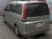 Nissan SERENA лот № 4009 оценка 3  с аукциона в Японии 1