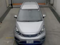 Honda FIT лот № 1141 оценка 4  с аукциона в Японии 5