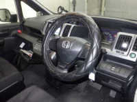 Honda STEP WAGON лот № 3050 оценка 3  с аукциона в Японии 2