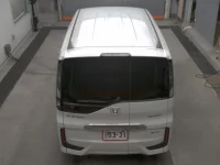 Honda STEP WAGON лот № 3003 оценка 4  с аукциона в Японии 6