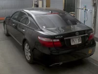 Lexus LS лот № 17074 оценка 3  с аукциона в Японии 1