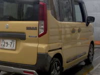 Suzuki SPACIA GEAR лот № 203 оценка 6  с аукциона в Японии 4