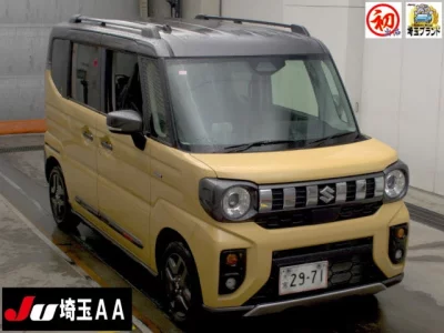 Suzuki SPACIA GEAR  с аукциона в Японии