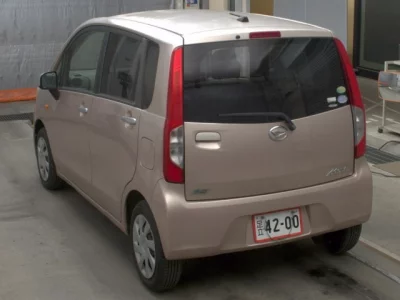 Daihatsu MOVE  с аукциона в Японии
