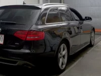 Audi A4 лот № 17036 оценка 4  с аукциона в Японии 3