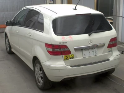 Mercedes-Benz B CLASS