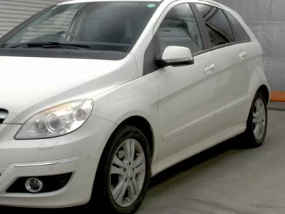 Mercedes-Benz B CLASS