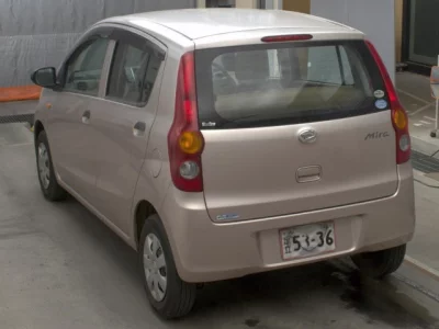 Daihatsu MIRA
