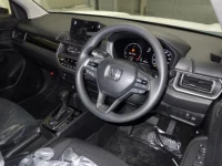 Honda WR-V лот № 3073 оценка S  с аукциона в Японии 2