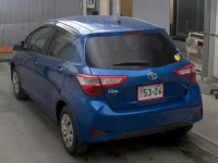 Toyota VITZ лот № 3097 оценка 3.5  с аукциона в Японии 1