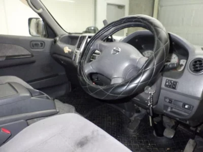 Nissan CARAVAN VAN  с аукциона в Японии