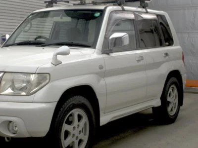 Mitsubishi PAJERO IO