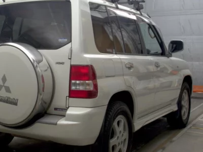 Mitsubishi PAJERO IO