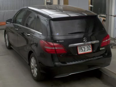 Mercedes-Benz B CLASS
