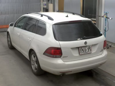 Volkswagen GOLF VARIANT