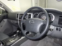 Toyota HILUX SURF лот № 2153 оценка 3  с аукциона в Японии 2