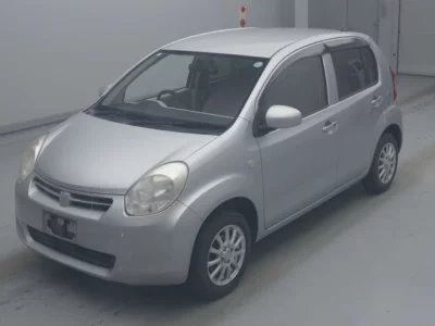 Toyota PASSO  с аукциона в Японии