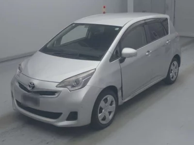 Toyota RACTIS  с аукциона в Японии