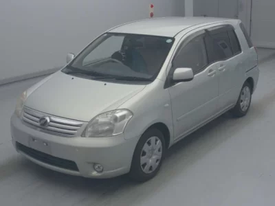 Toyota RAUM