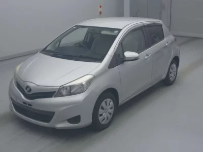 Toyota VITZ  с аукциона в Японии