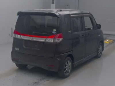 Mitsubishi DELICA D2