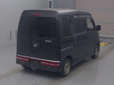 Daihatsu Atrai Wagon  с аукциона в Японии