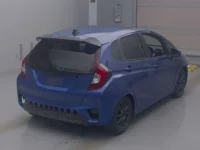 Honda FIT лот № 4186 оценка RA  с аукциона в Японии 1