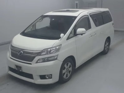 Toyota VELLFIRE  с аукциона в Японии