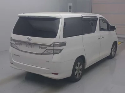 Toyota VELLFIRE  с аукциона в Японии