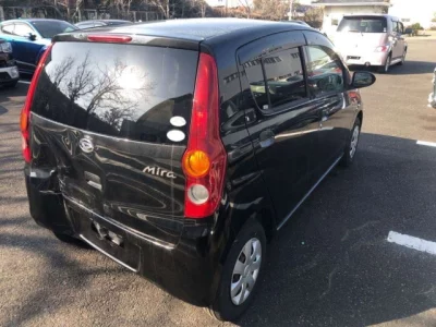Daihatsu MIRA