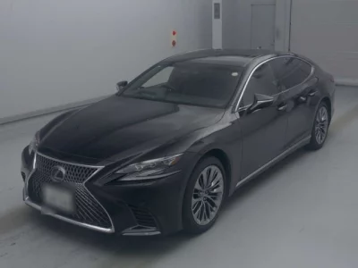 Lexus LS  с аукциона в Японии