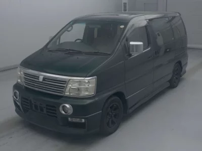 Nissan ELGRAND  с аукциона в Японии