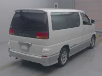 Nissan ELGRAND лот № 7159 оценка R  с аукциона в Японии 1