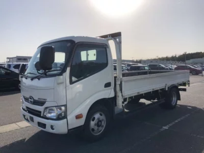 Hino DUTRO  с аукциона в Японии