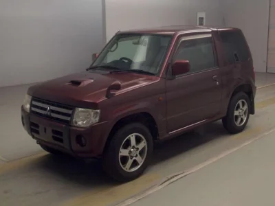 Mitsubishi PAJERO MINI