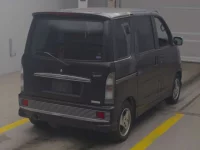 Daihatsu Atrai Wagon лот № 4084 оценка 3  с аукциона в Японии 1