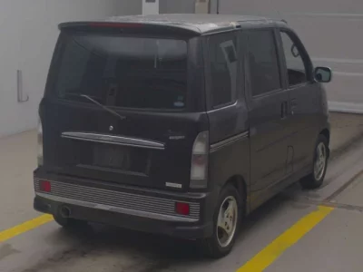 Daihatsu Atrai Wagon  с аукциона в Японии