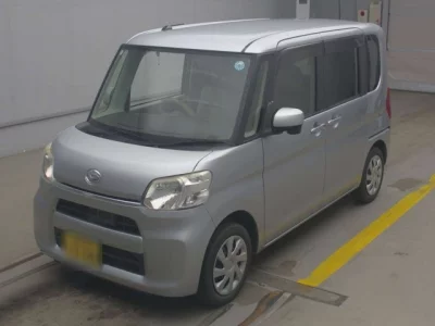 Daihatsu TANTO  с аукциона в Японии