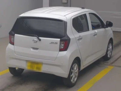 Daihatsu MIRA E S