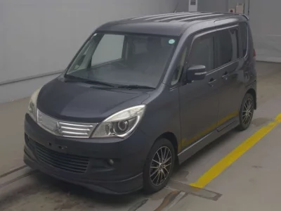 Mitsubishi DELICA D2