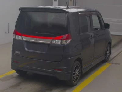 Mitsubishi DELICA D2