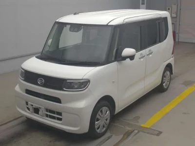 Daihatsu TANTO  с аукциона в Японии