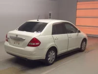 Nissan TIIDA LATIO лот № 74117 оценка RA  с аукциона в Японии 1