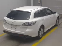 Mazda ATENZA WAGON лот № 9052 оценка 4  с аукциона в Японии 1