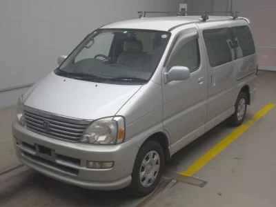 Toyota HIACE REGIUS