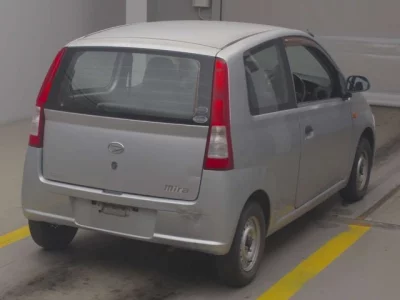 Daihatsu MIRA  с аукциона в Японии
